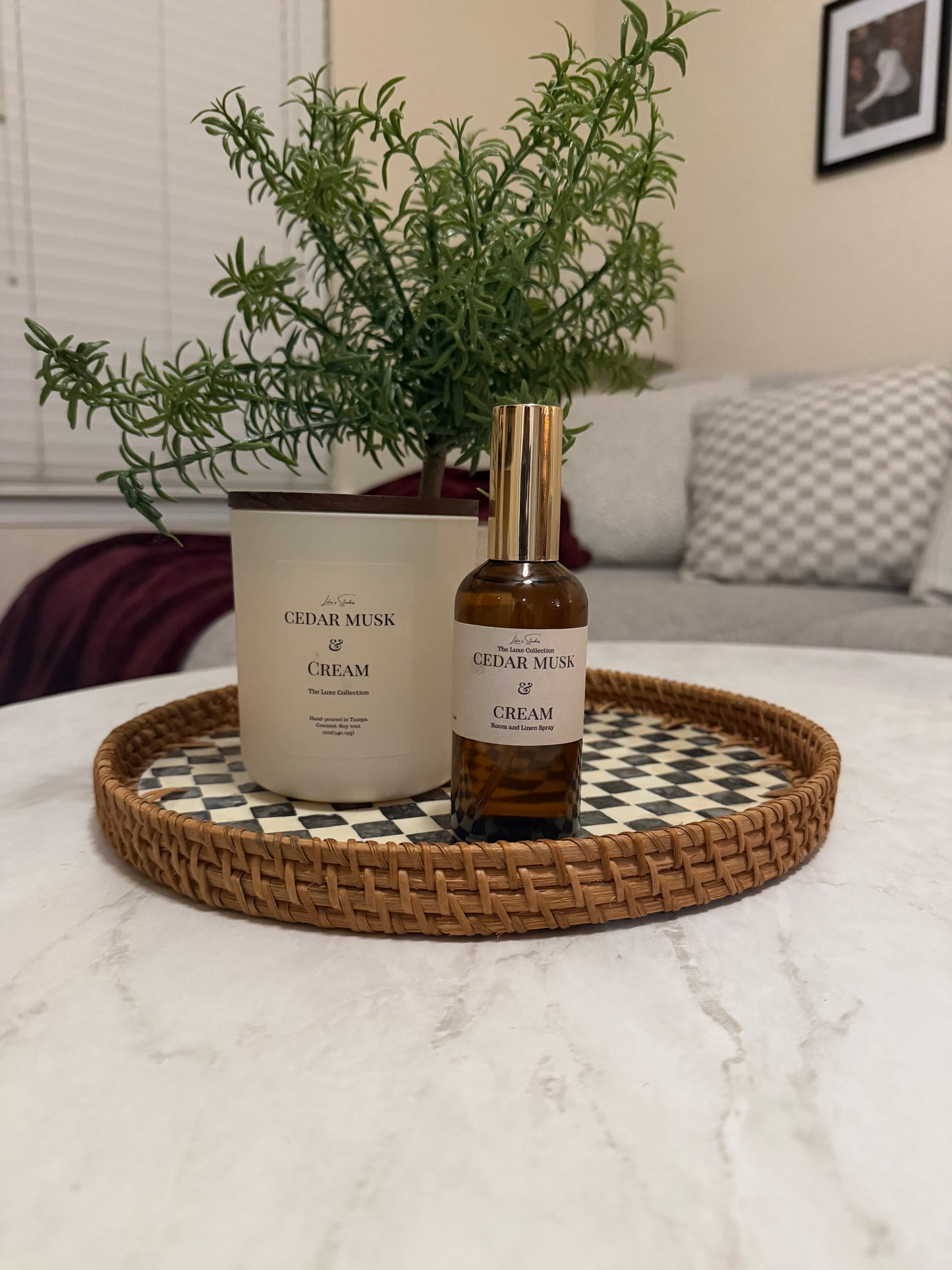Cedar Musk & Cream Candle